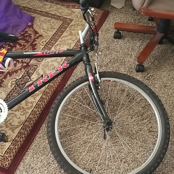 Bike - Picture 3 of 3